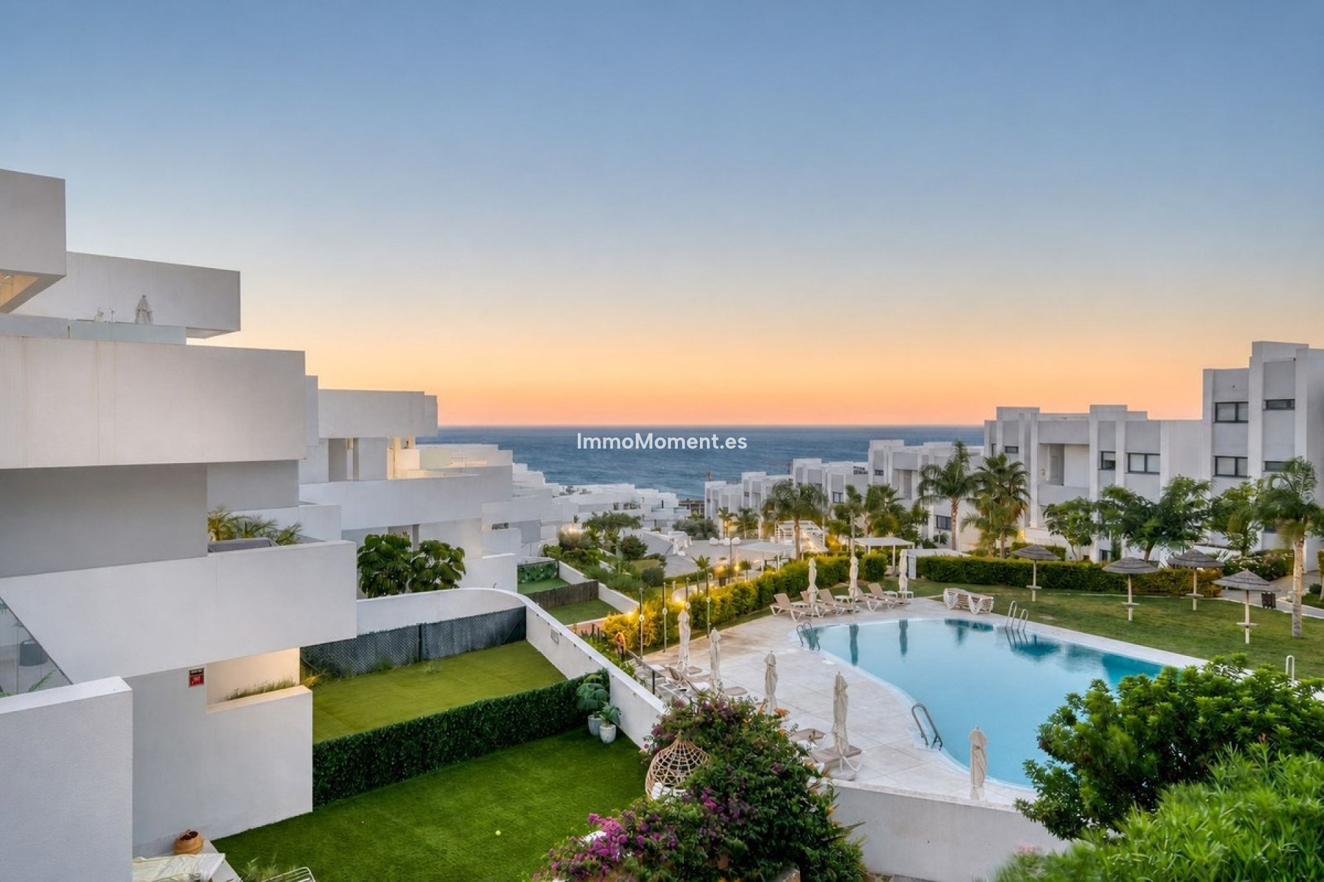 Resale - Apartment - Manilva - La Duquesa
