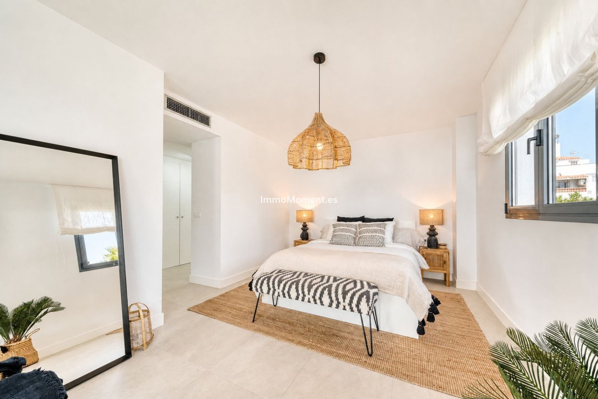 Resale - Apartment - Manilva - La Duquesa