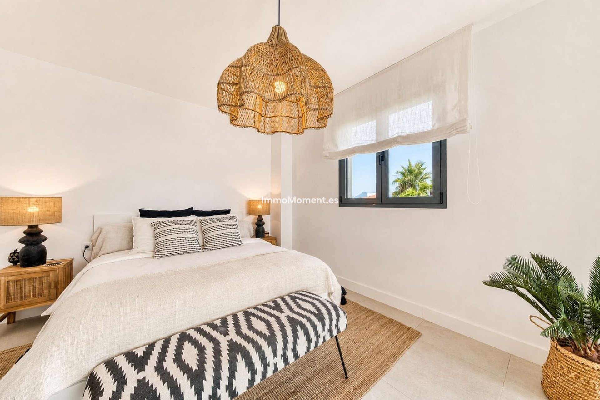Resale - Apartment - Manilva - La Duquesa