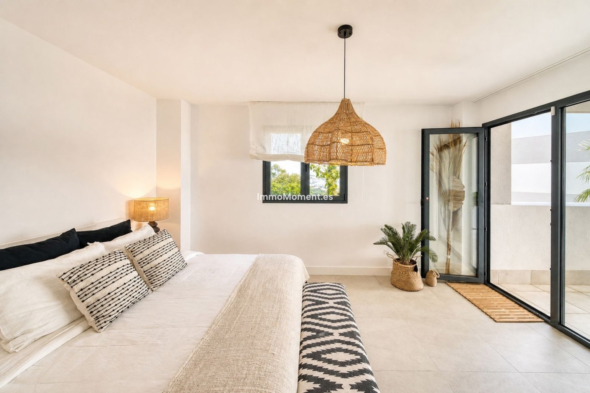 Resale - Apartment - Manilva - La Duquesa