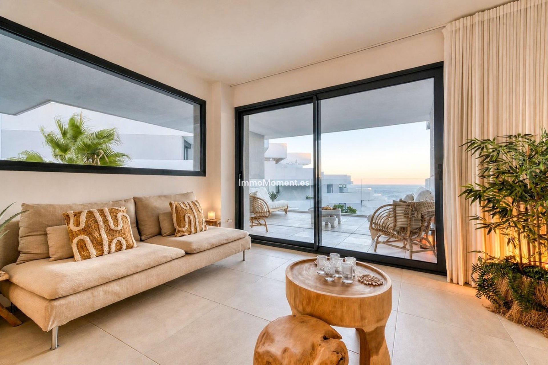 Resale - Apartment - Manilva - La Duquesa