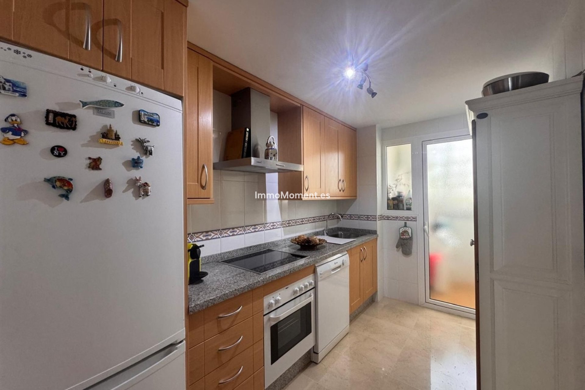 Resale - Apartment - Manilva - La Duquesa