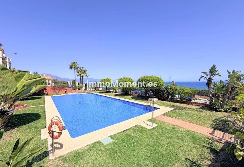 Resale - Apartment - Manilva - La Duquesa