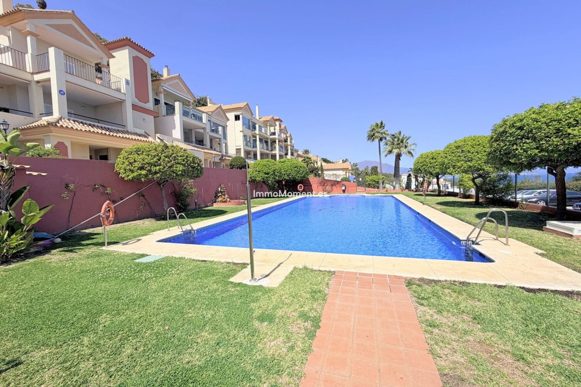 Resale - Apartment - Manilva - La Duquesa
