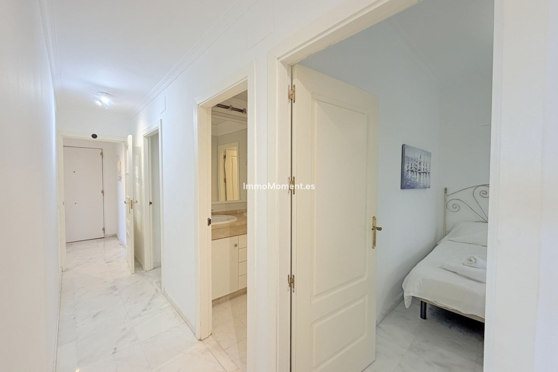 Resale - Apartment - Manilva - La Duquesa
