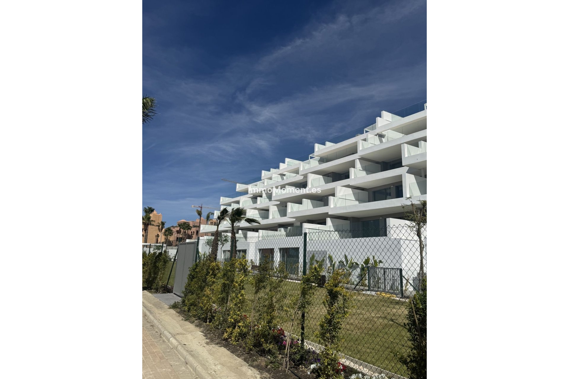 Resale - Apartment - Manilva - La Duquesa