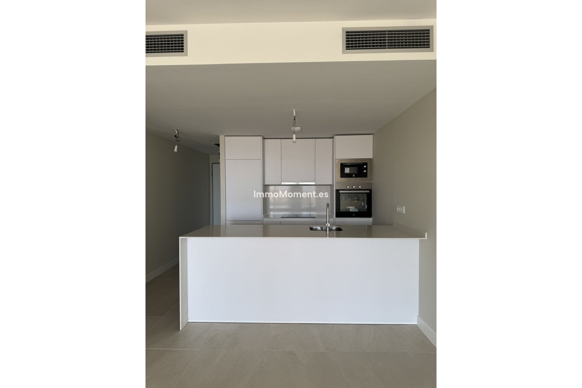 Resale - Apartment - Manilva - La Duquesa