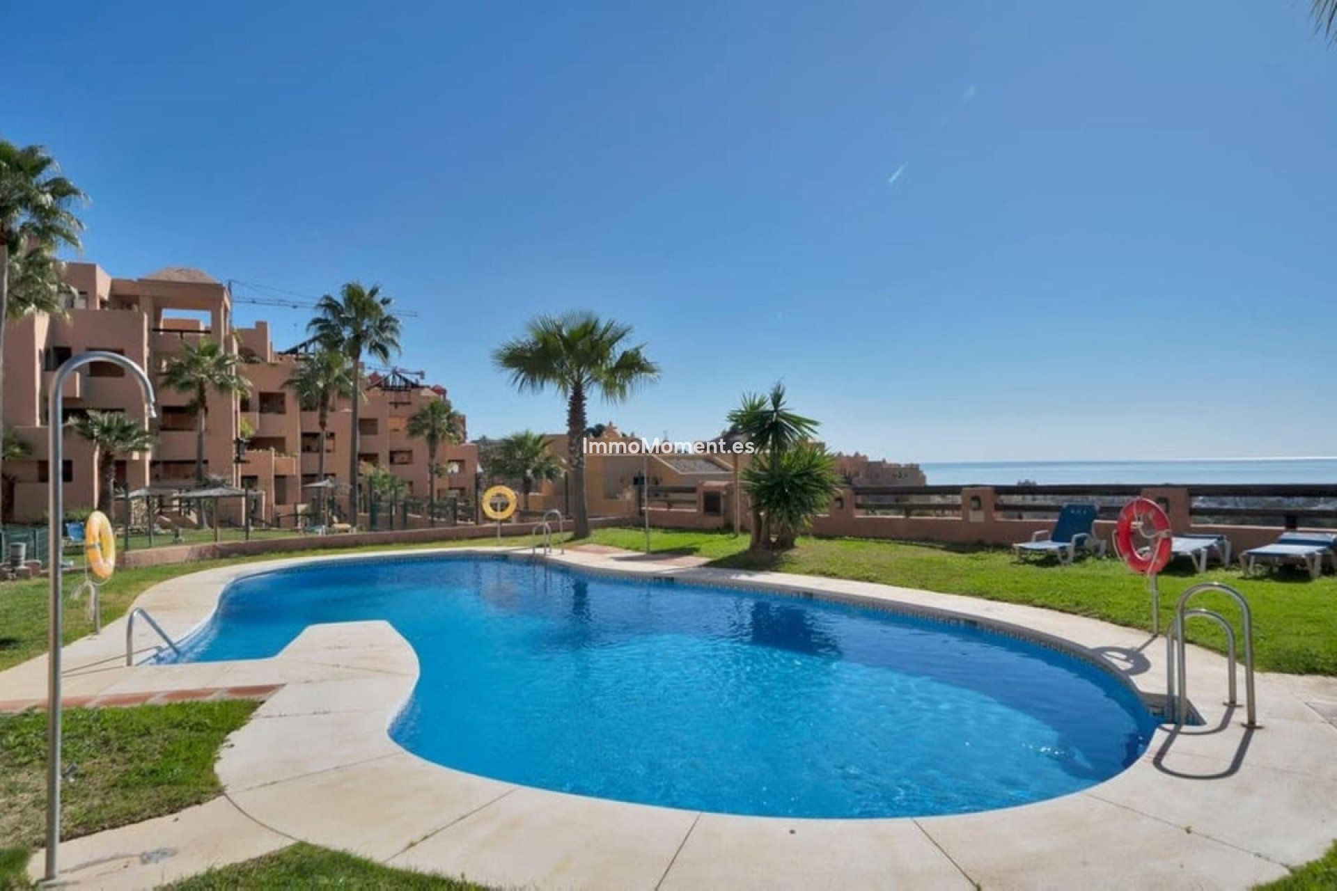 Resale - Apartment - Manilva - La Duquesa
