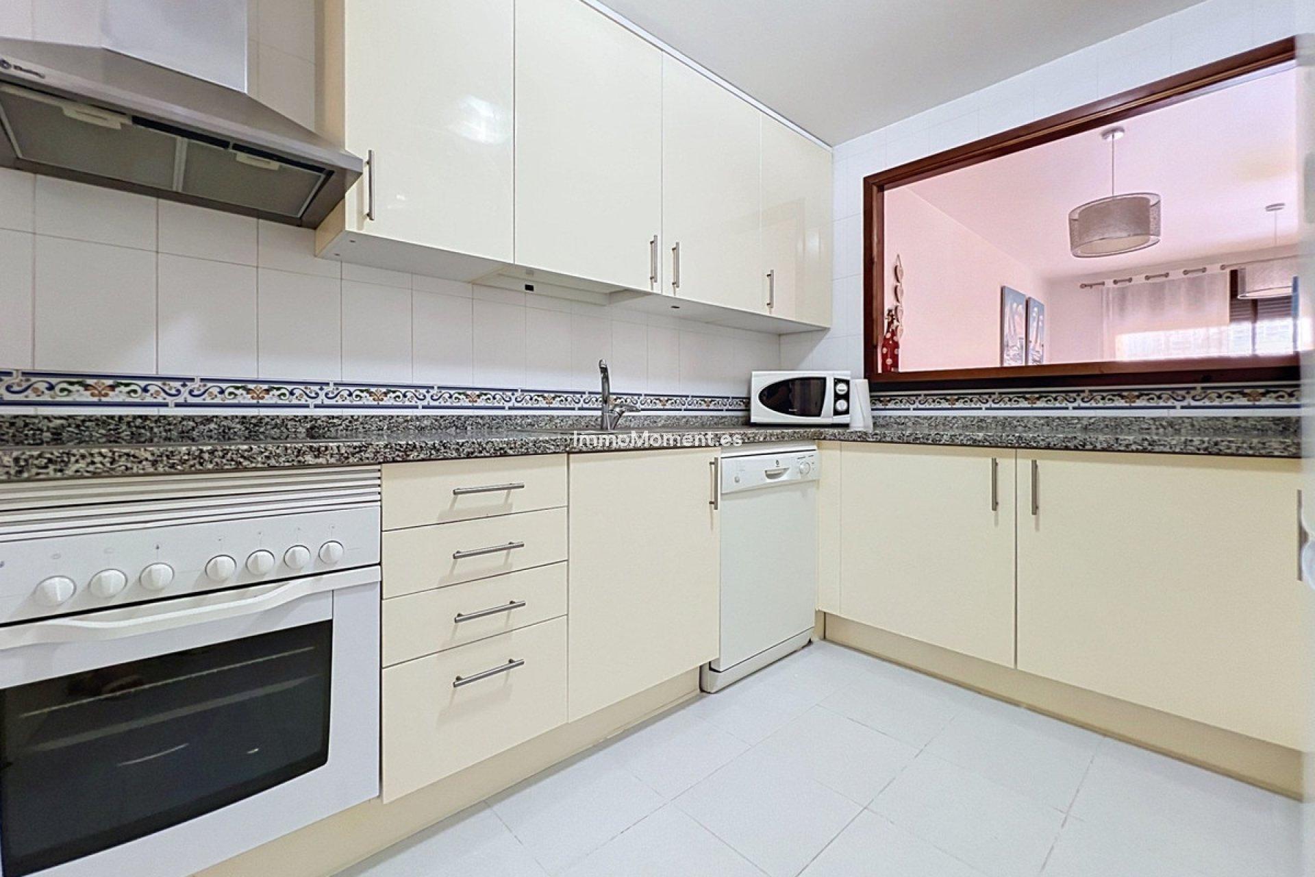 Resale - Apartment - Manilva - La Duquesa