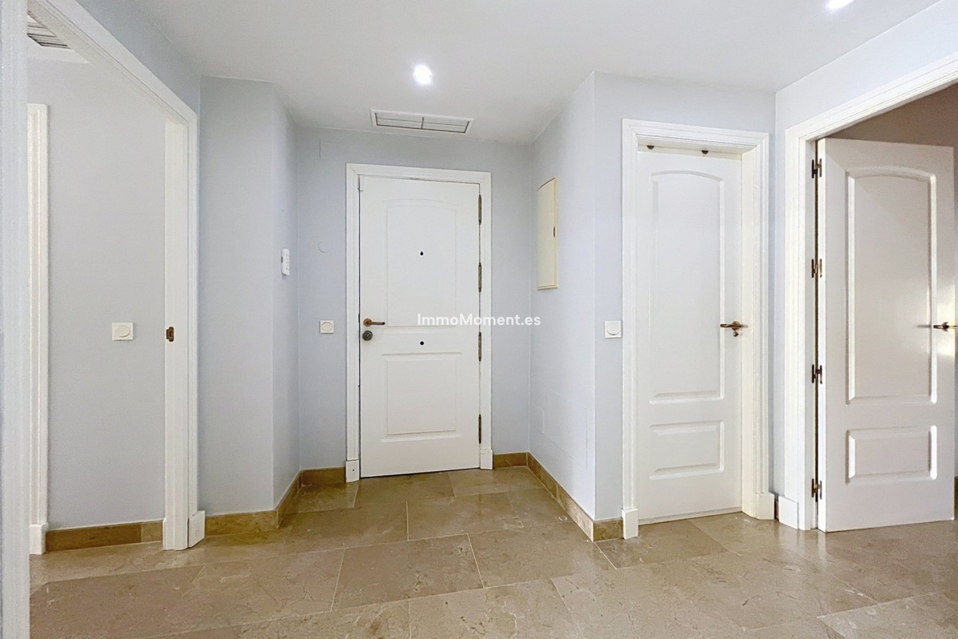 Resale - Apartment - Manilva - La Duquesa
