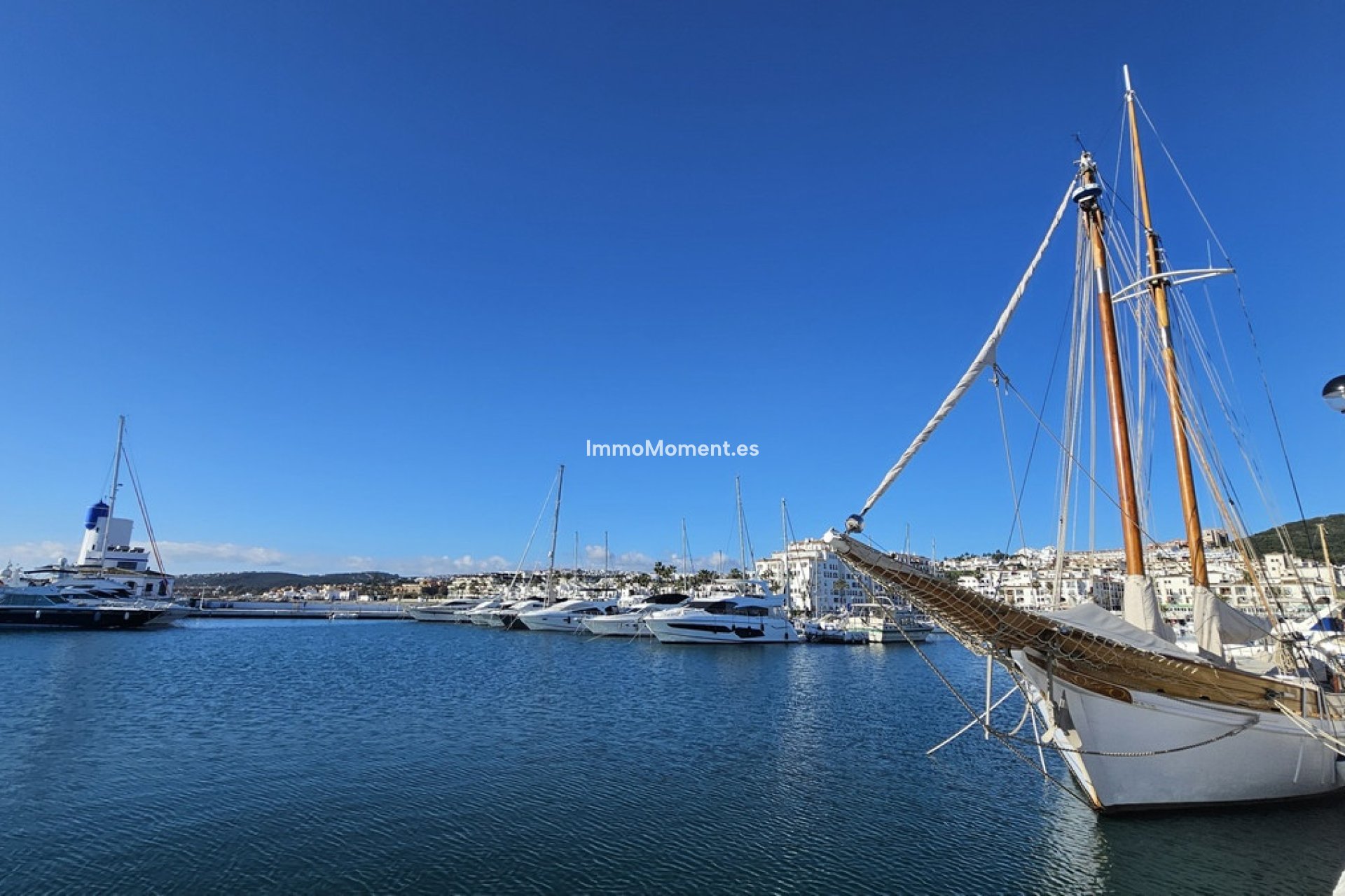 Resale - Apartment - Manilva - La Duquesa