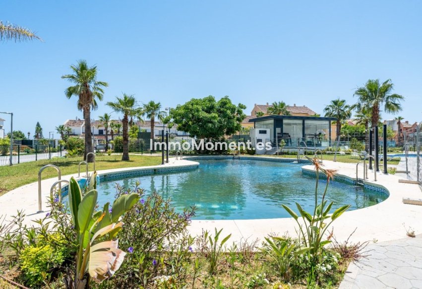 Resale - Apartment - Manilva - La Duquesa