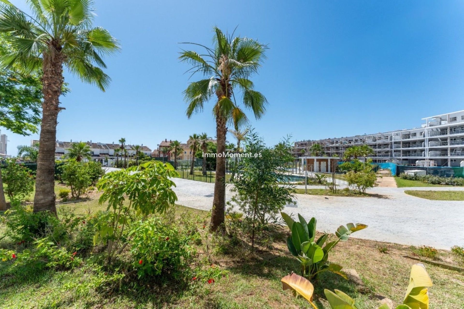 Resale - Apartment - Manilva - La Duquesa