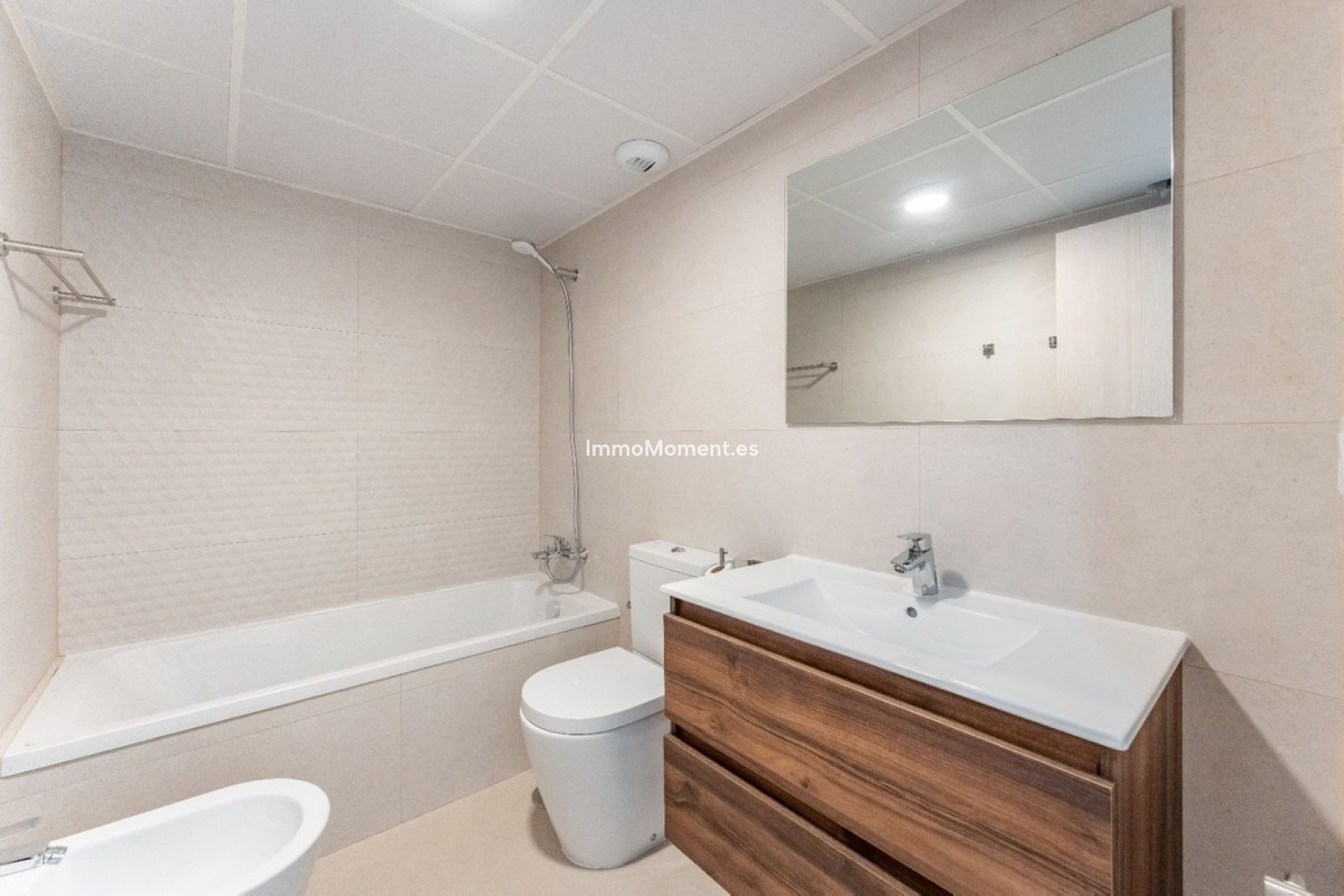Resale - Apartment - Manilva - La Duquesa