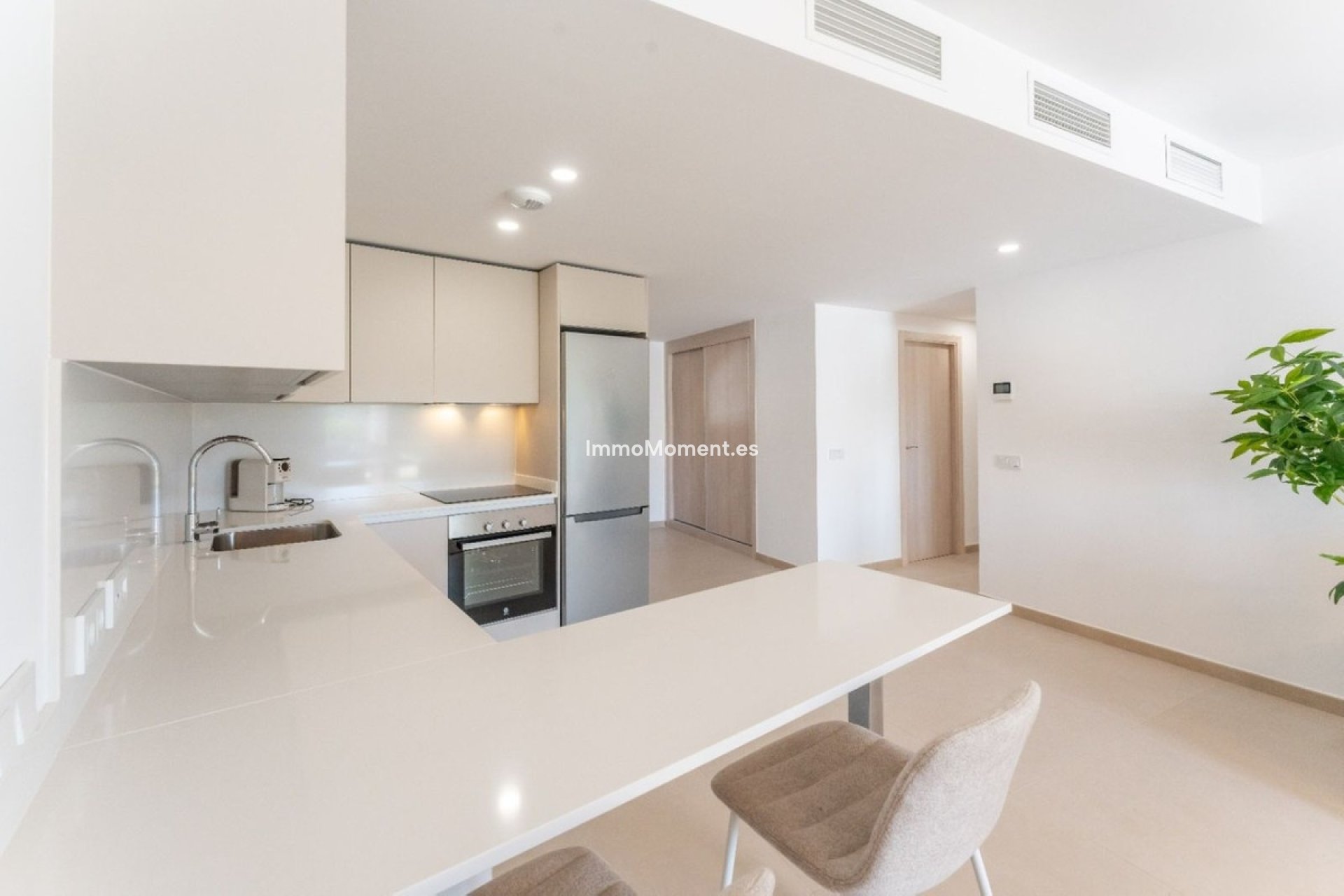 Resale - Apartment - Manilva - La Duquesa