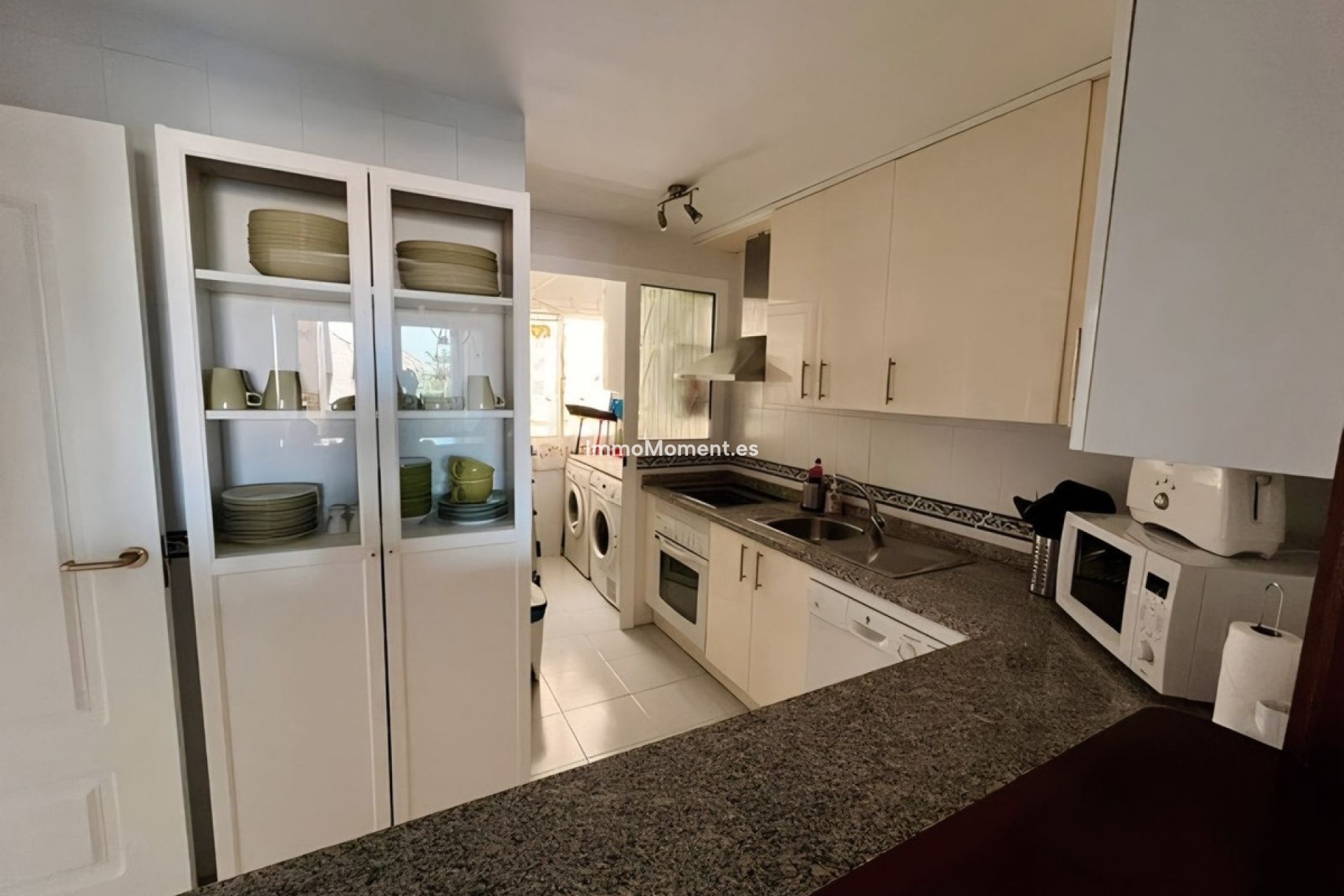 Resale - Apartment - Manilva - La Duquesa