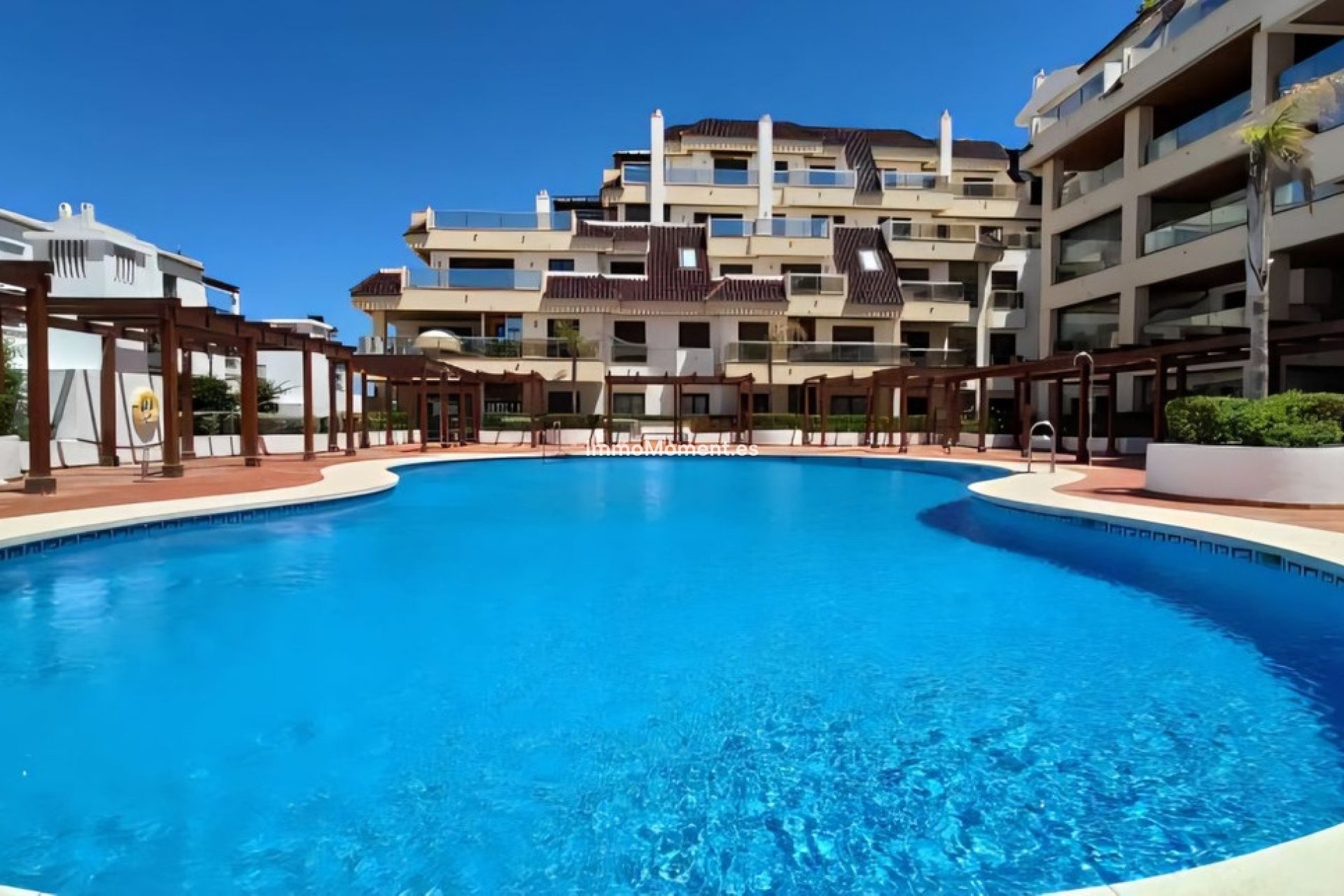 Resale - Apartment - Manilva - La Duquesa