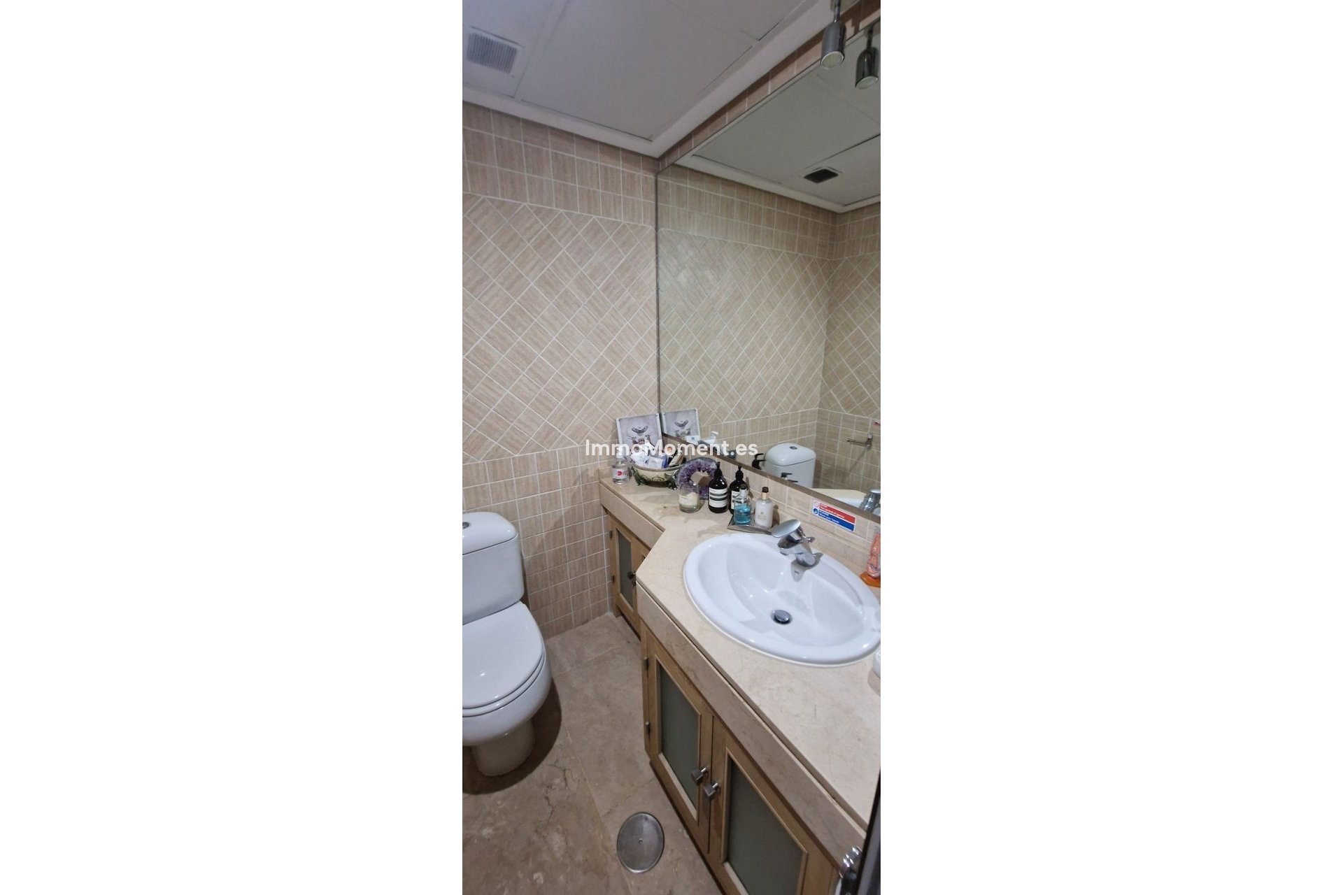 Resale - Apartment - Manilva - La Duquesa