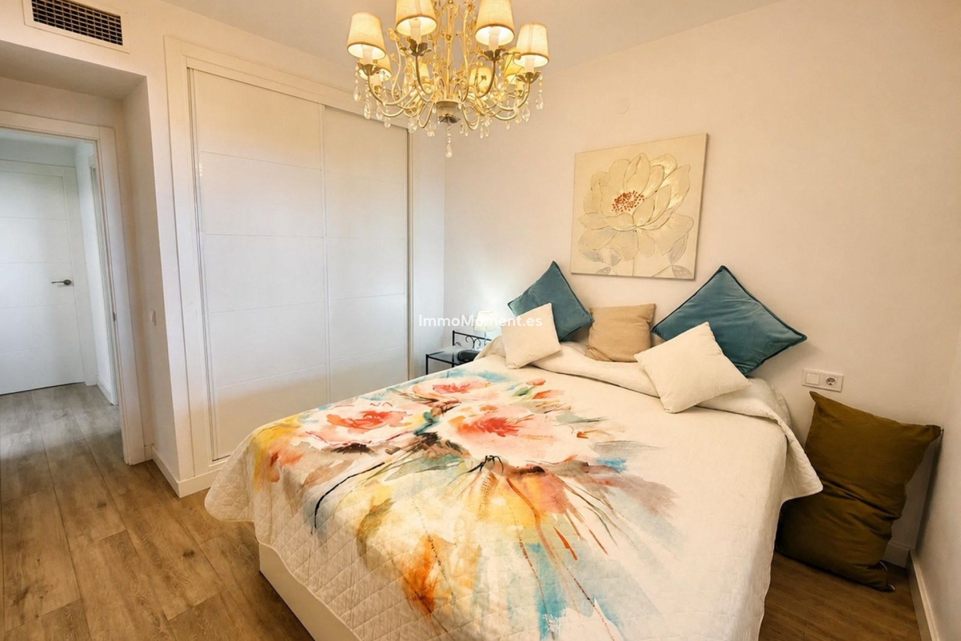 Resale - Apartment - Manilva - La Duquesa