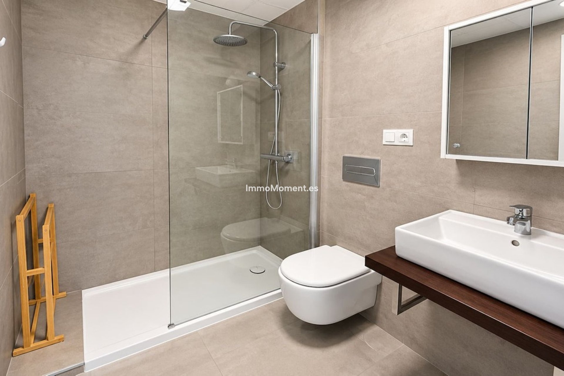 Resale - Apartment - Manilva - La Duquesa