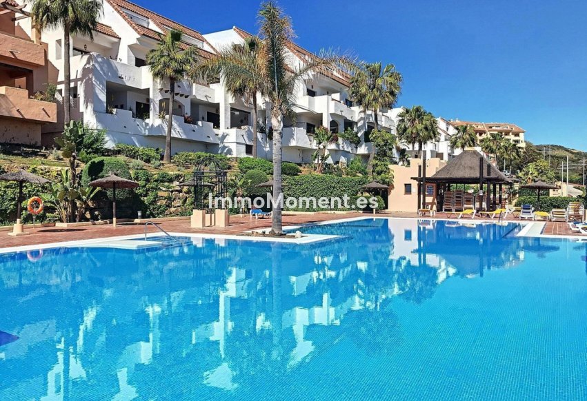 Resale - Apartment - Manilva - La Duquesa