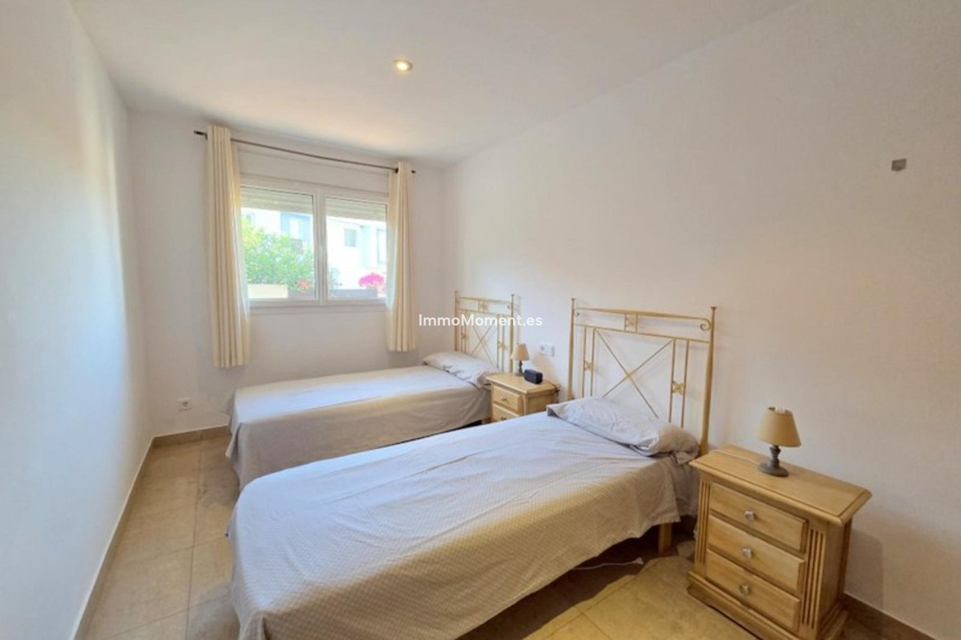 Resale - Apartment - Manilva - La Duquesa