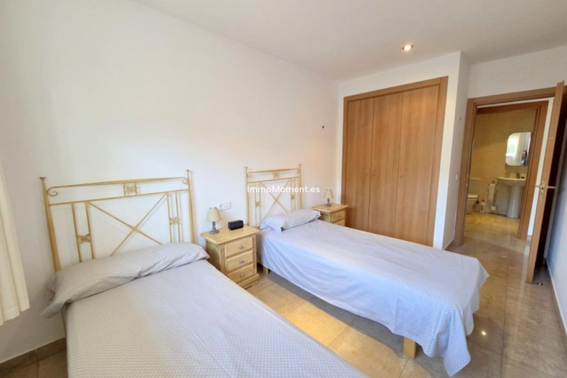 Resale - Apartment - Manilva - La Duquesa