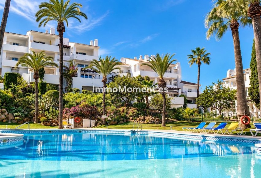 Resale - Apartment - Manilva - La Duquesa