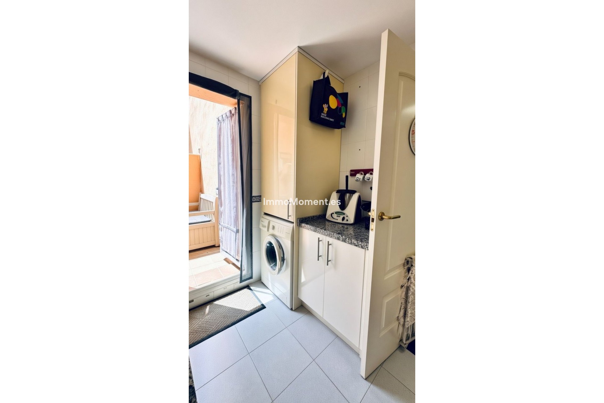 Resale - Apartment - Manilva - La Duquesa
