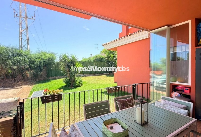 Resale - Apartment - Manilva - La Duquesa