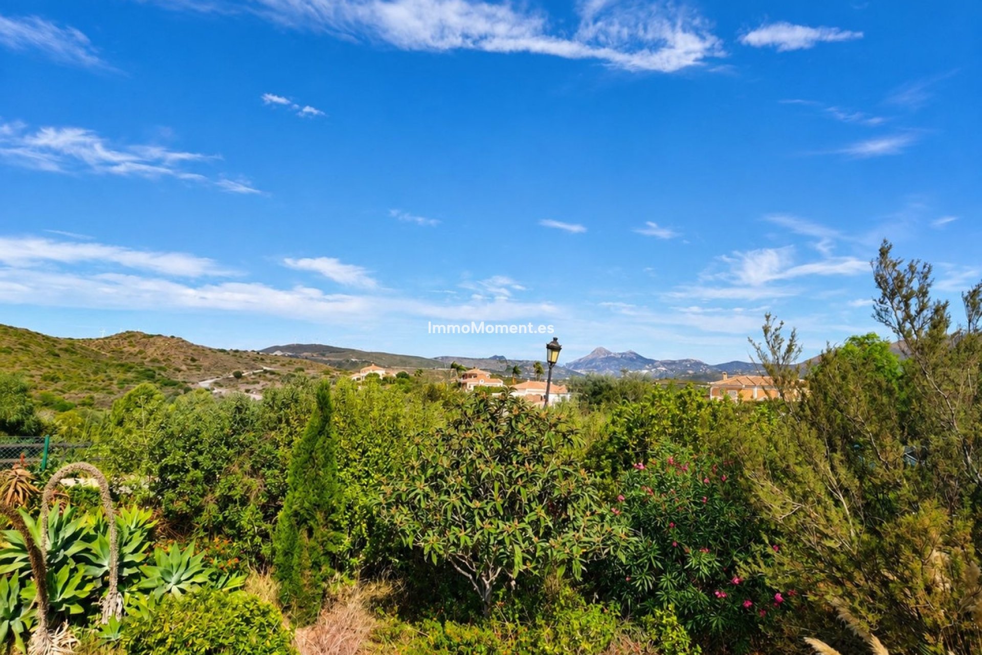 Resale - Apartment - Manilva - La Duquesa