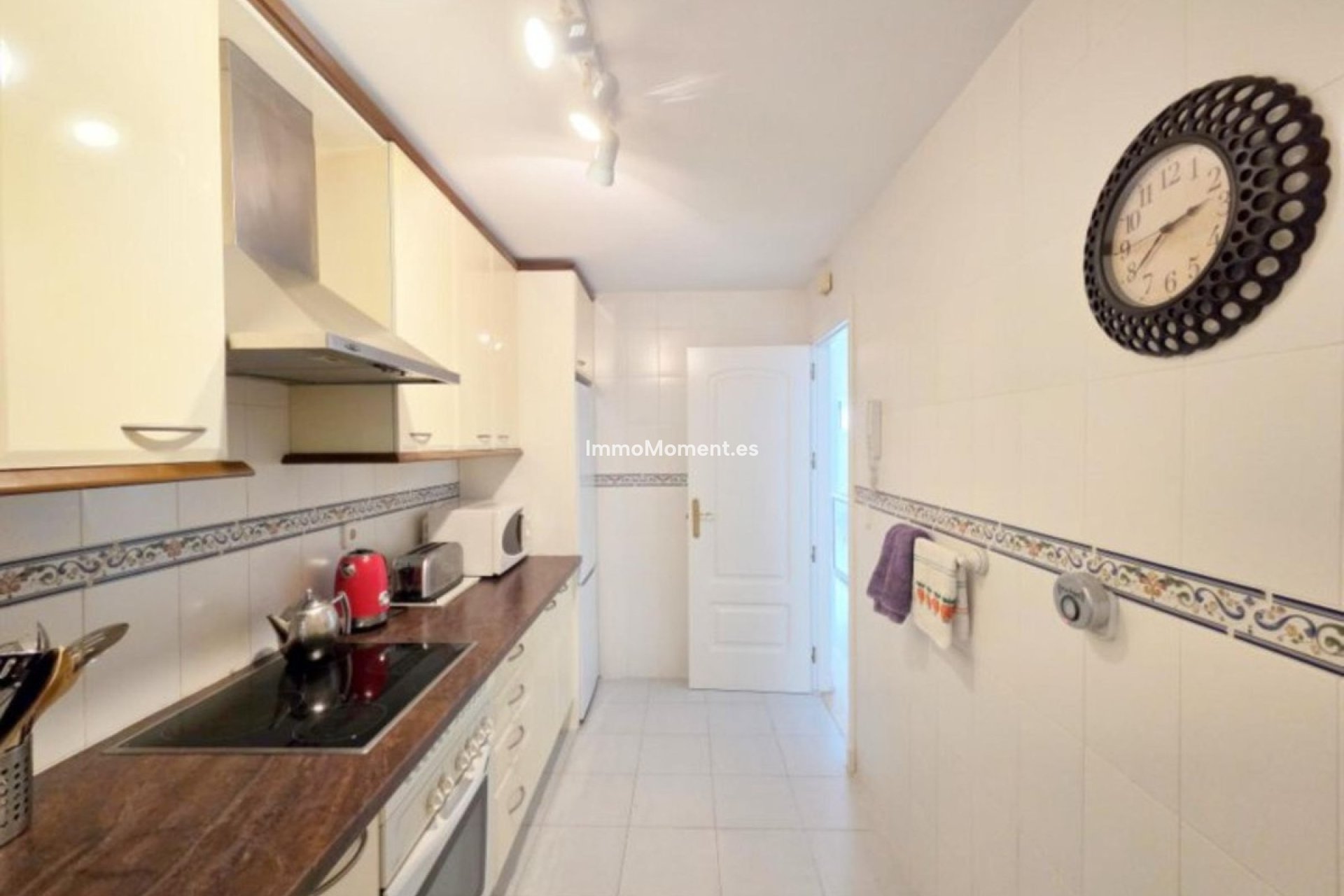 Resale - Apartment - Manilva - La Duquesa