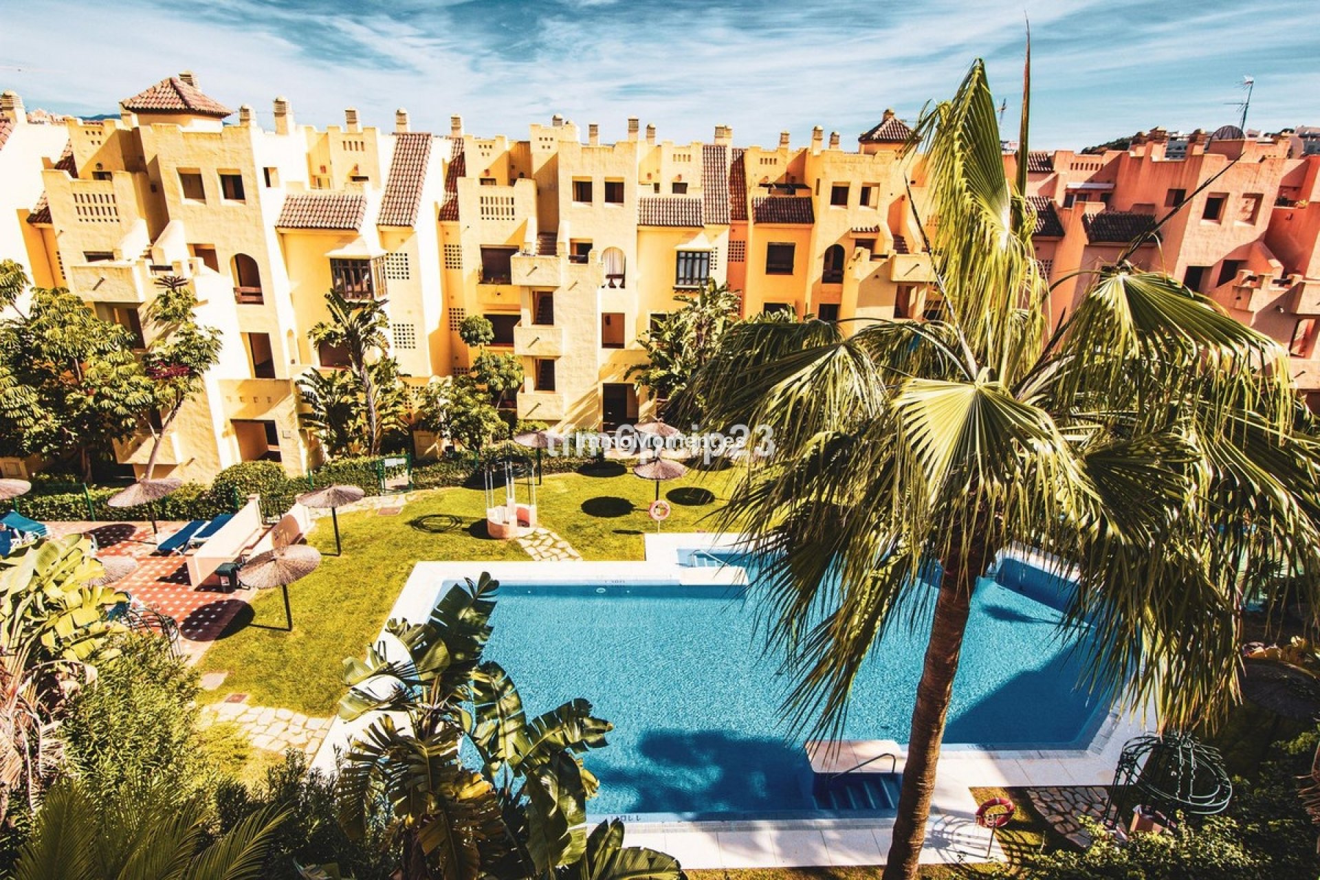 Resale - Apartment - Manilva - La Duquesa