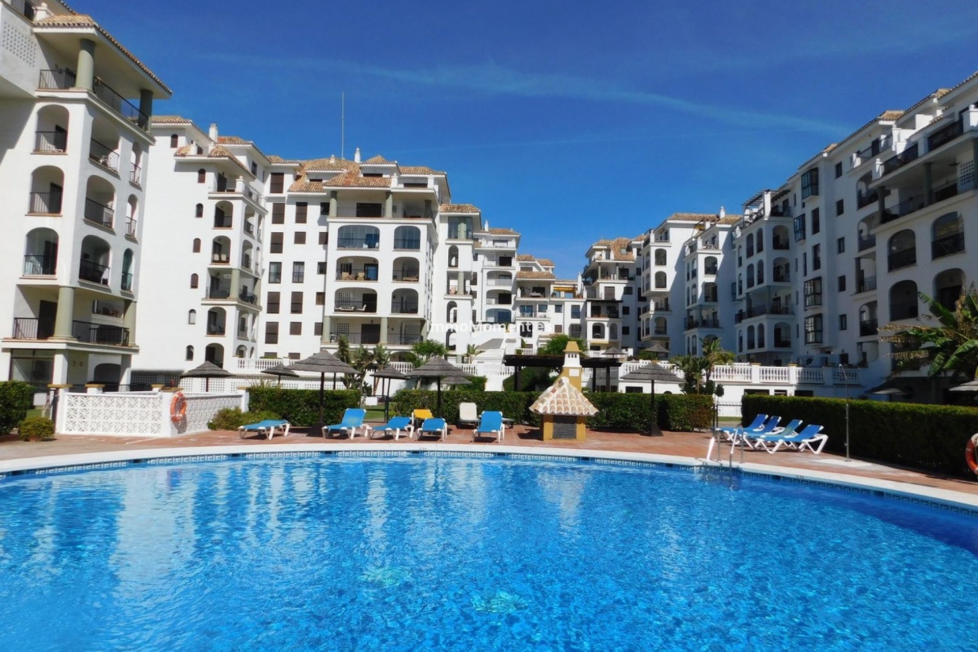 Resale - Apartment - Manilva - La Duquesa