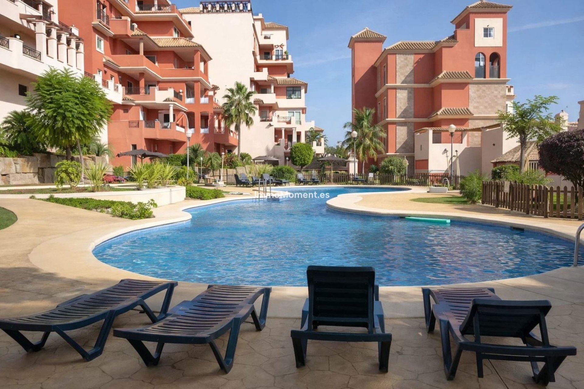 Resale - Apartment - Manilva - La Duquesa