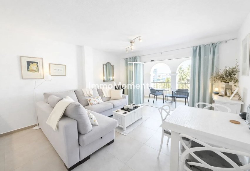Resale - Apartment - Manilva - La Duquesa