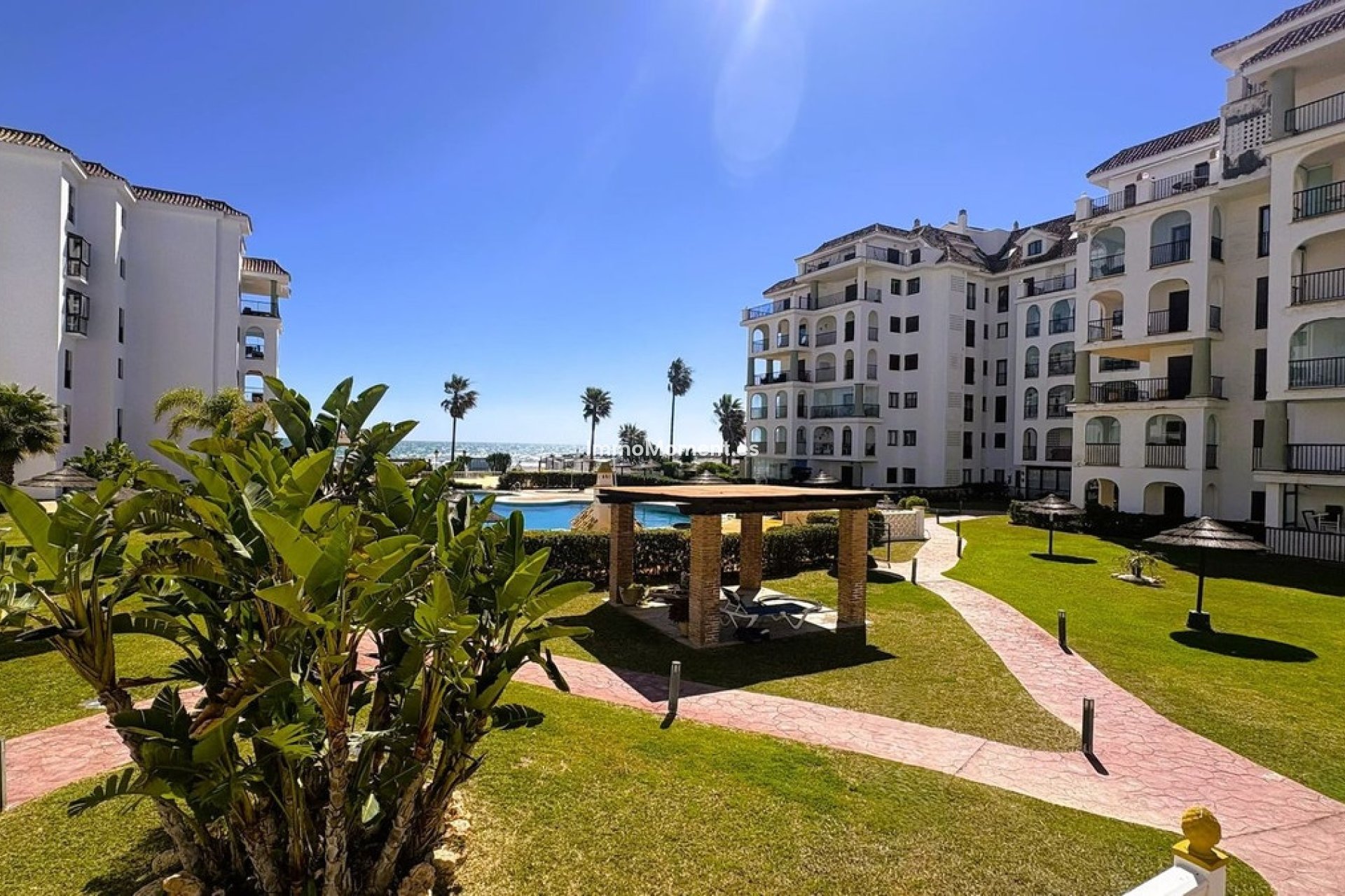 Resale - Apartment - Manilva - La Duquesa