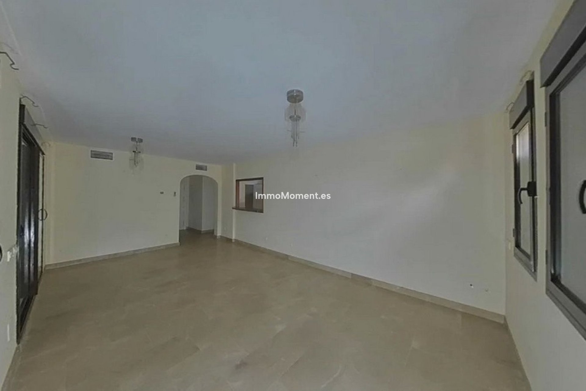 Resale - Apartment - Manilva - La Duquesa