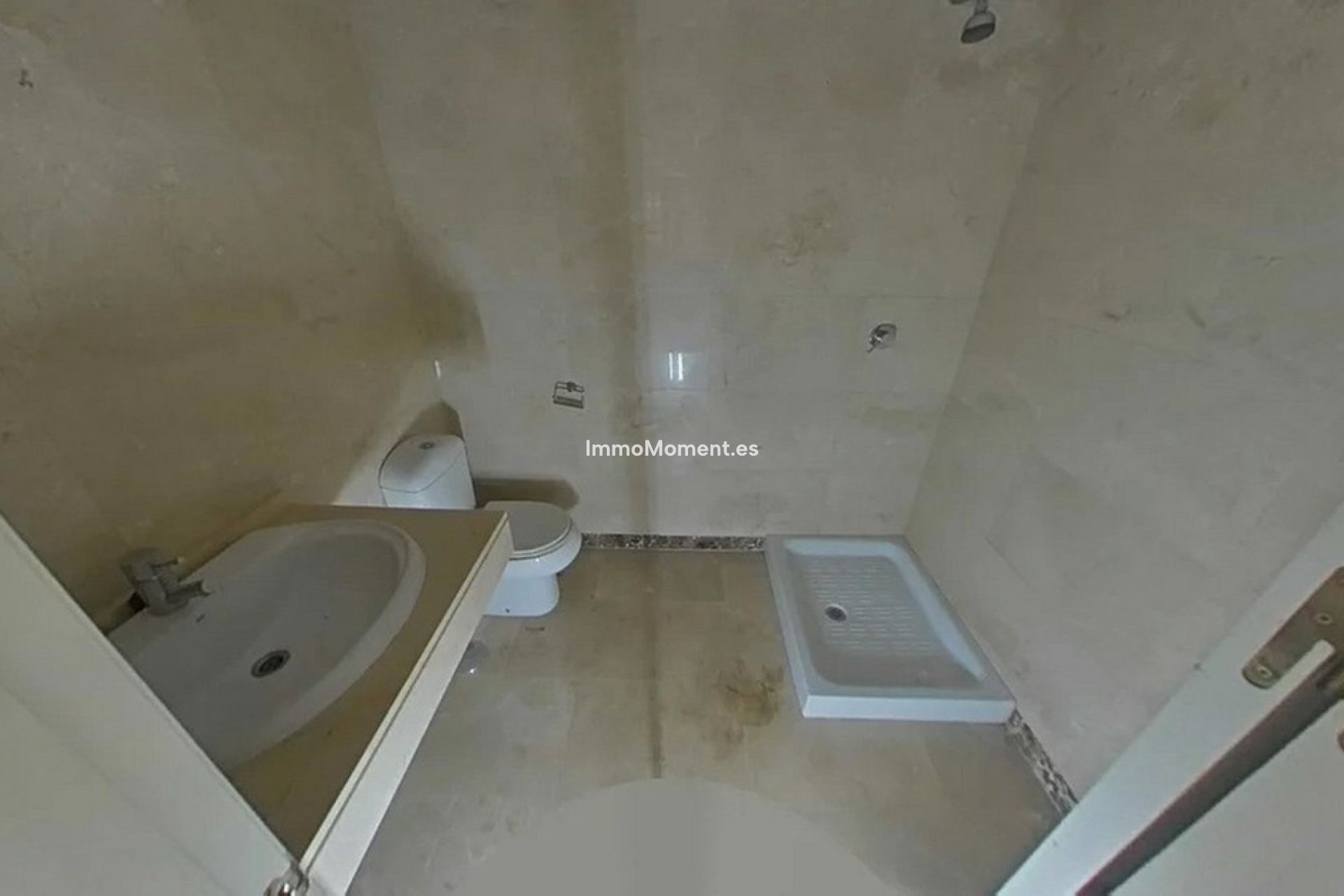 Resale - Apartment - Manilva - La Duquesa