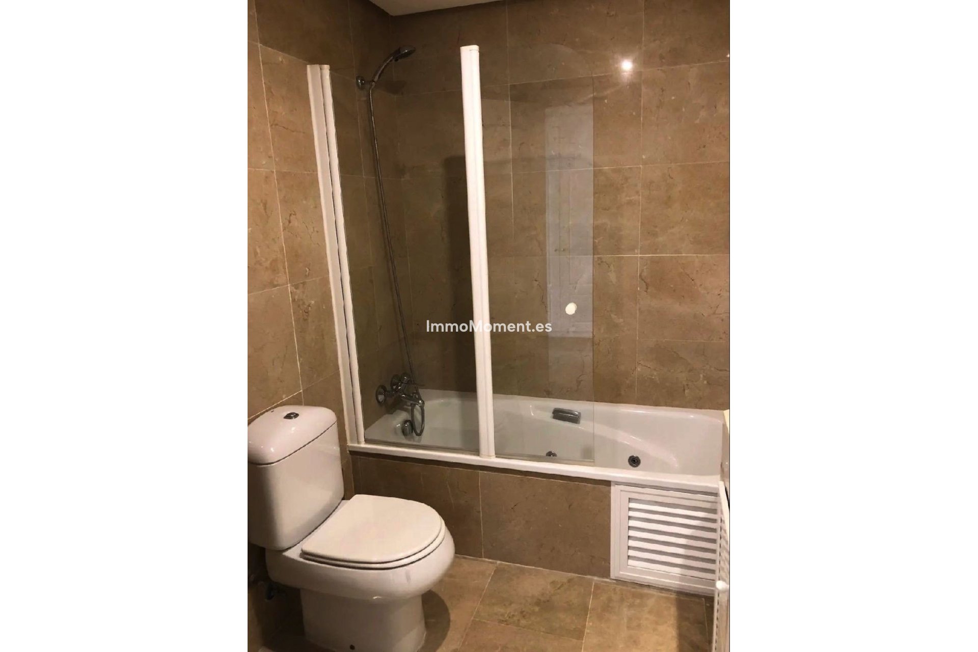 Resale - Apartment - Manilva - La Duquesa