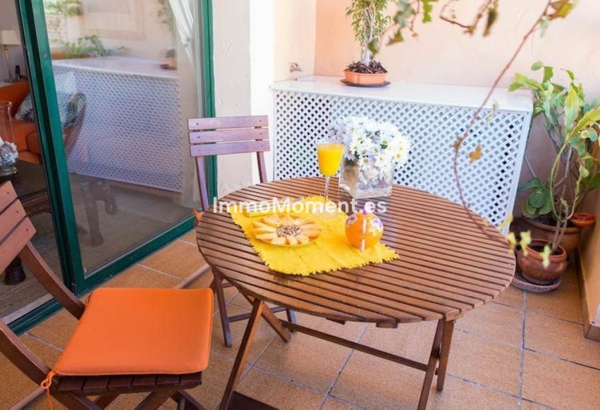 Resale - Apartment - Manilva - La Duquesa