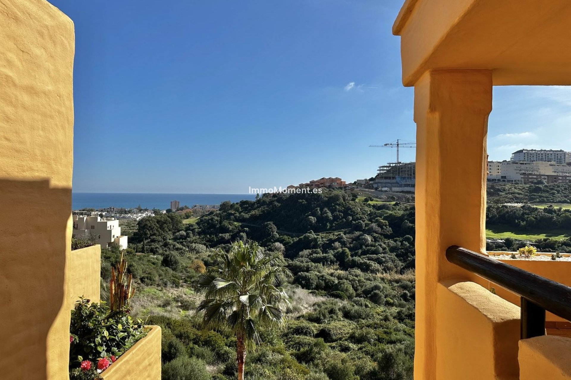 Resale - Apartment - Manilva - La Duquesa