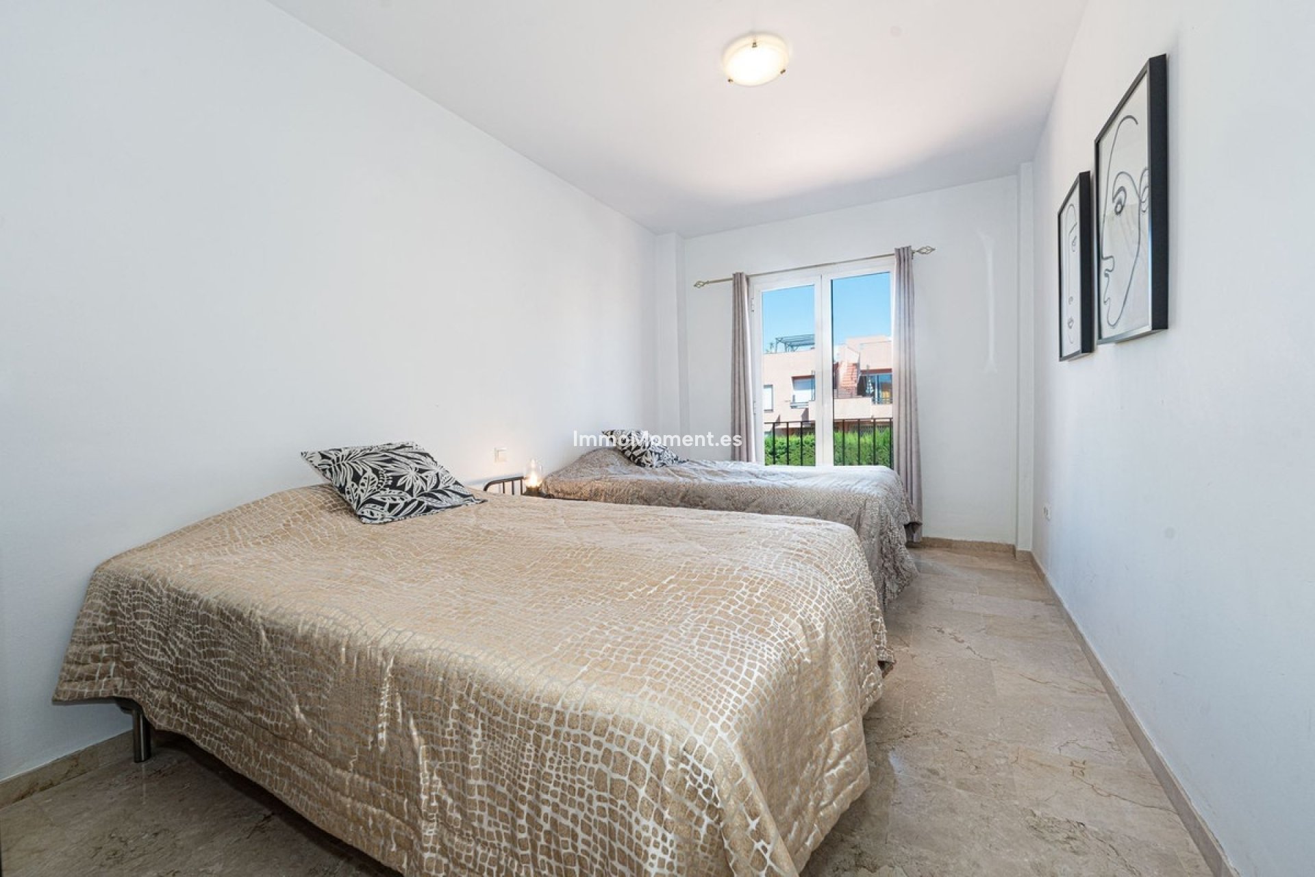 Resale - Apartment - Manilva - La Duquesa