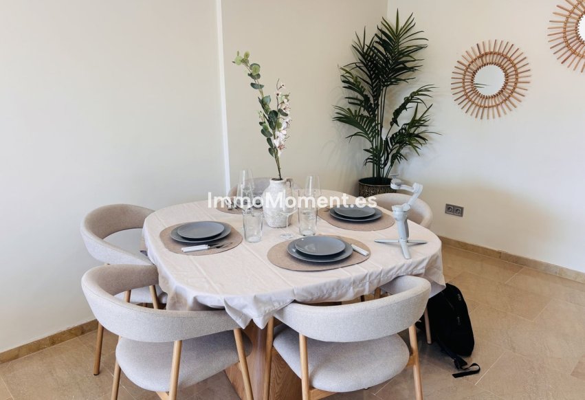 Resale - Apartment - Manilva - La Duquesa