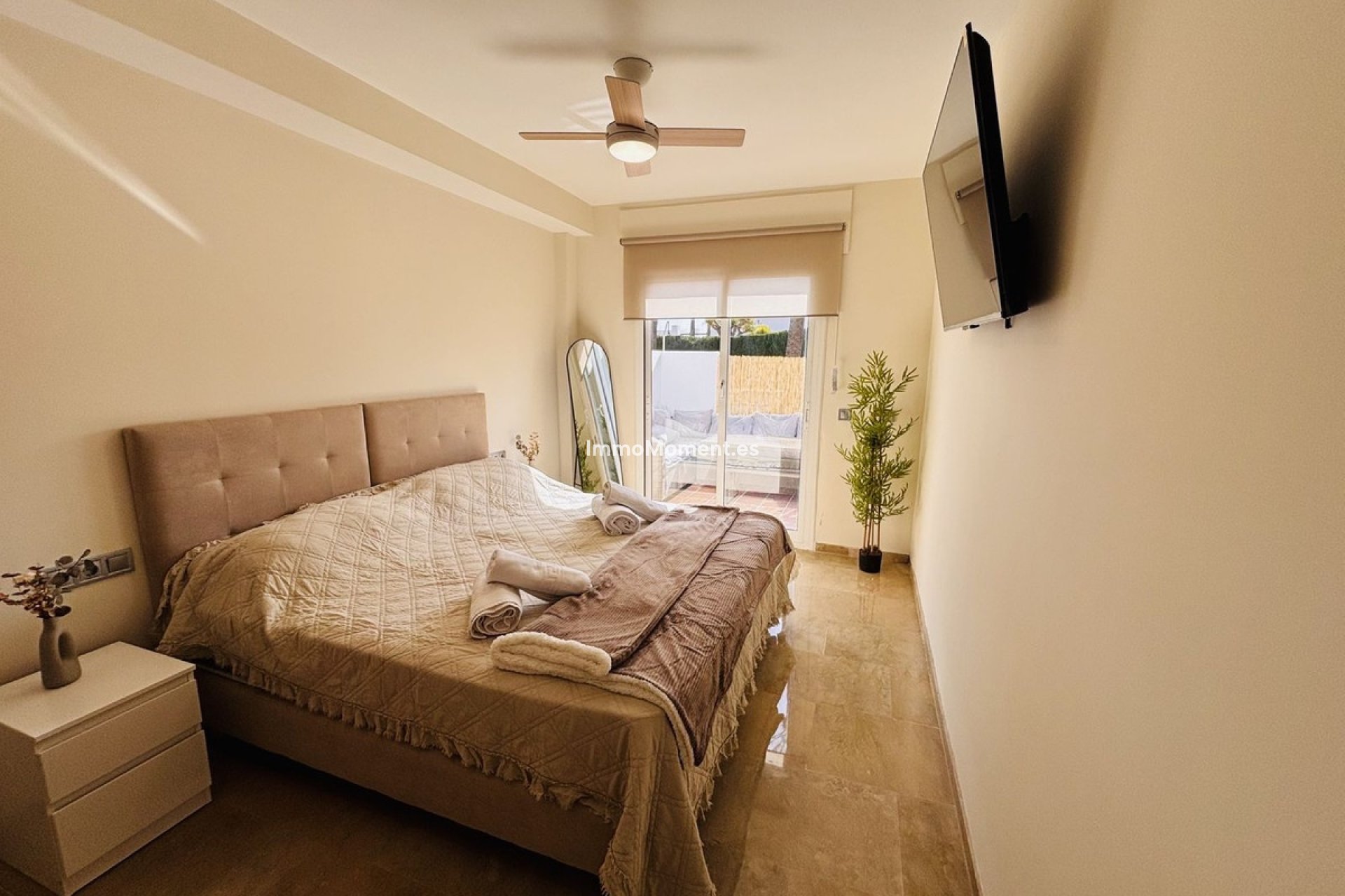 Resale - Apartment - Manilva - La Duquesa