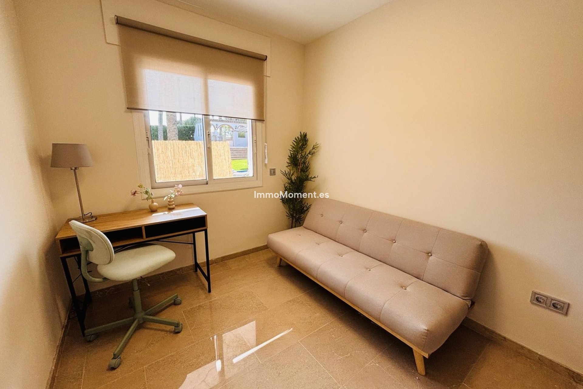 Resale - Apartment - Manilva - La Duquesa