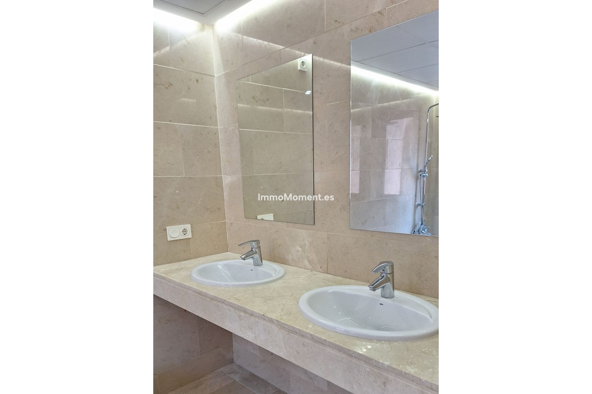 Resale - Apartment - Manilva - La Duquesa