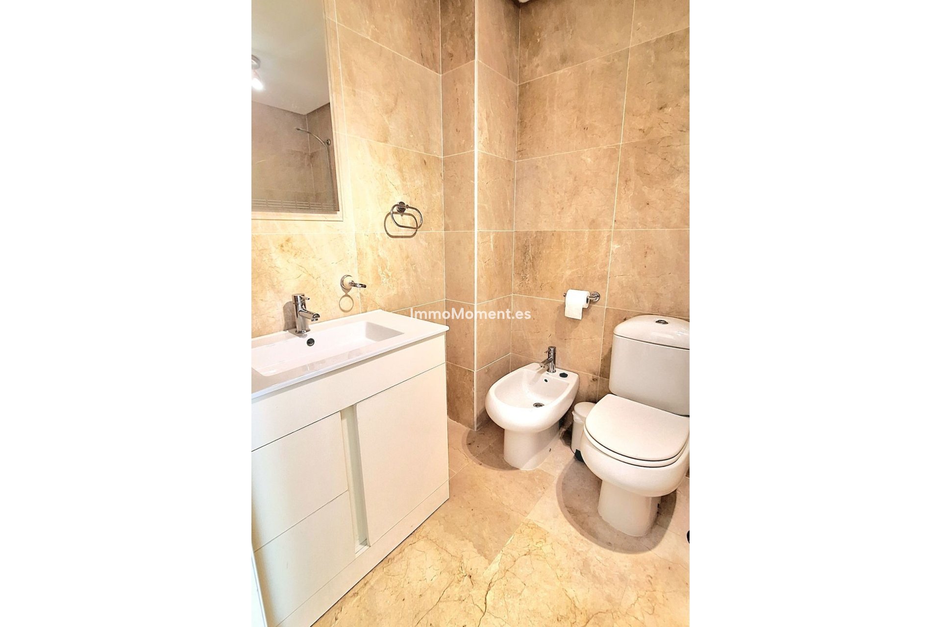 Resale - Apartment - Manilva - La Duquesa