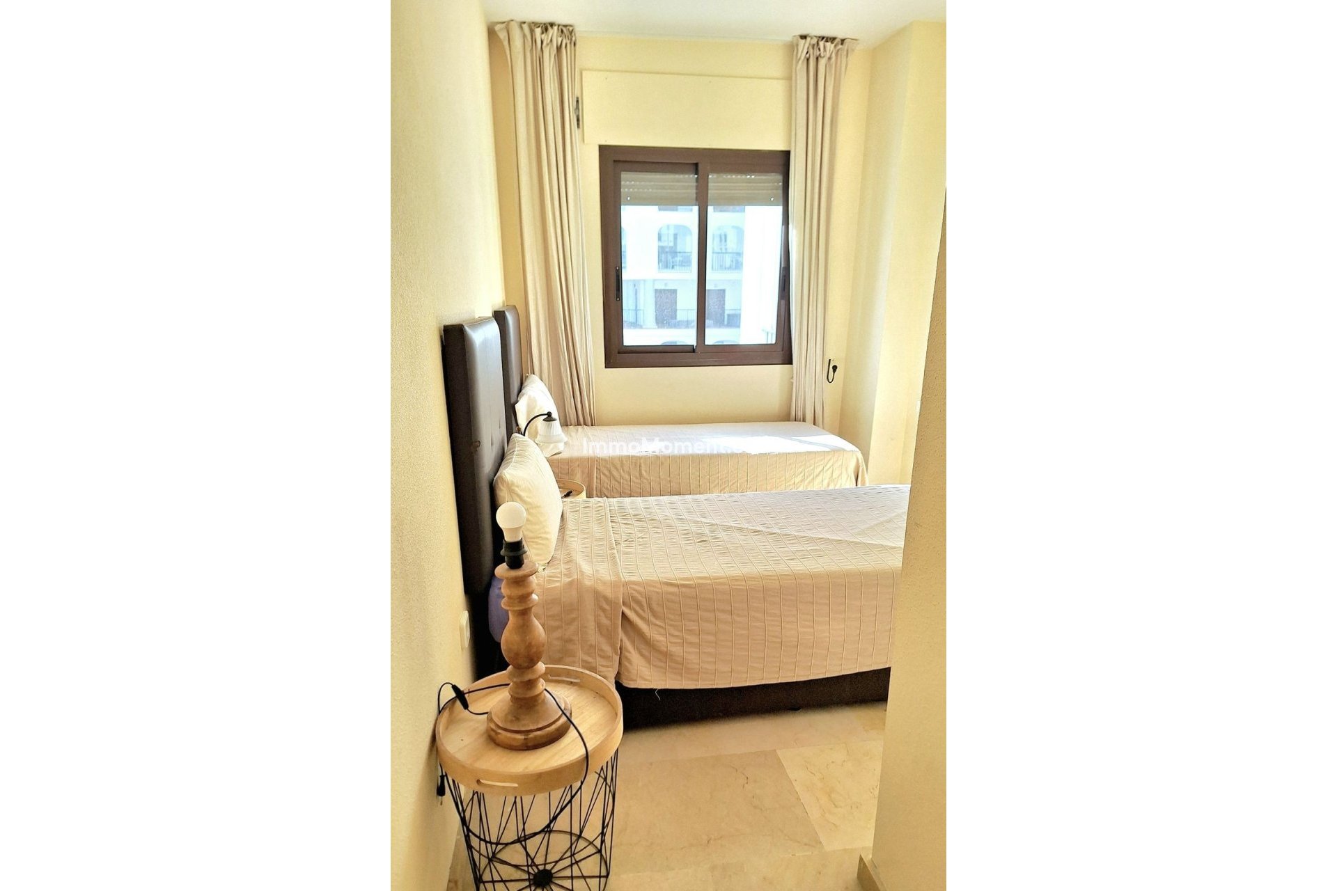 Resale - Apartment - Manilva - La Duquesa