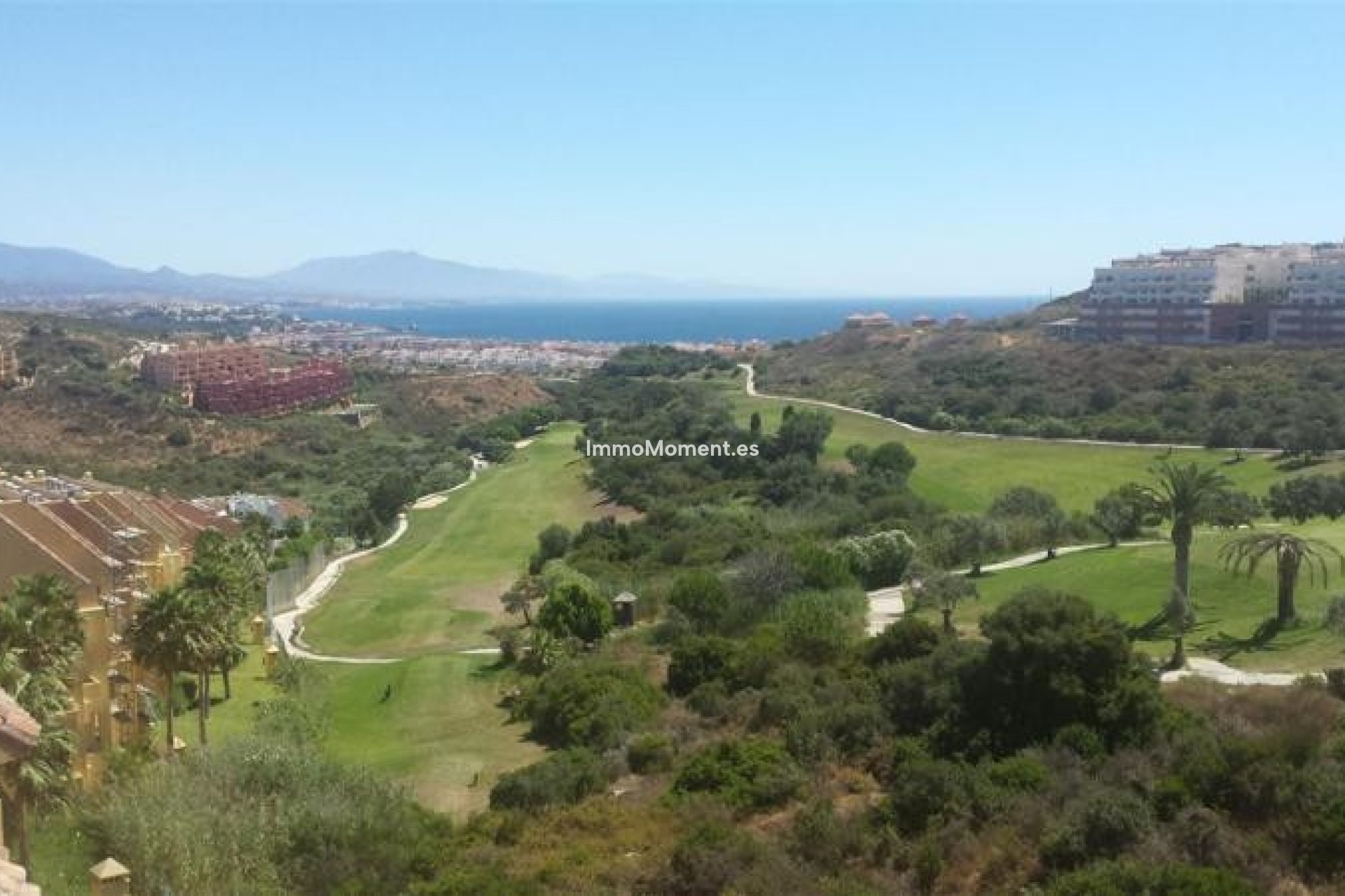 Resale - Apartment - Manilva - La Duquesa